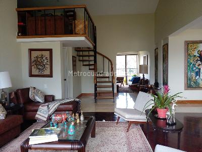 Apartamento de 2 alcobas en venta en El Poblado, Medellín, 233 m² · foto 2 de 20