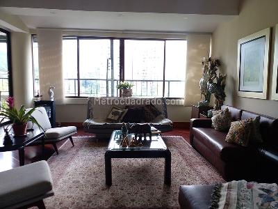 Apartamento de 2 alcobas en venta en El Poblado, Medellín, 233 m² · foto 3 de 20