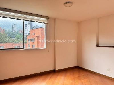 Apartamento de 3 alcobas en venta en San Lucas, Medellín, 130 m² · foto 13 de 19