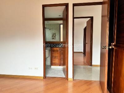 Apartamento de 3 alcobas en venta en San Lucas, Medellín, 130 m² · foto 14 de 19