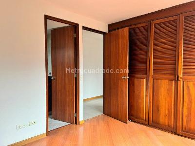 Apartamento de 3 alcobas en venta en San Lucas, Medellín, 130 m² · foto 15 de 19