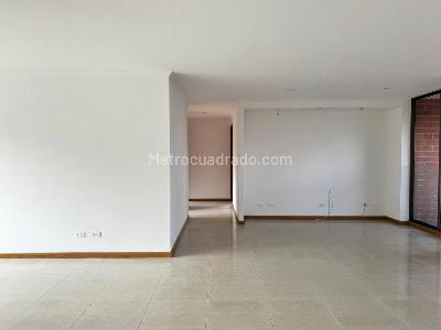 Apartamento de 3 alcobas en venta en San Lucas, Medellín, 130 m² · foto 6 de 19