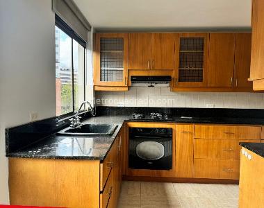 Apartamento de 3 alcobas en venta en San Lucas, Medellín, 130 m² · foto 8 de 19