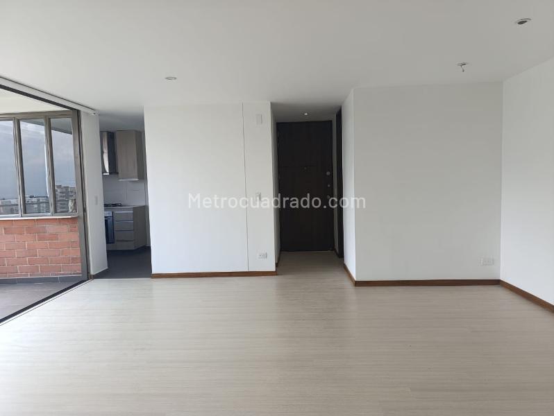 Apartamento de 2 Alcobas en El Poblado con Gran Acceso - 6
