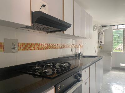 Apartamento de 3 alcobas en arriendo en Envigado, Envigado, 96 m² · foto 7 de 19