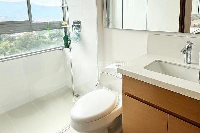 Apartamento de 3 alcobas en venta en El Poblado, Medellín, 214 m² · foto 16 de 19