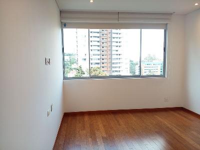 Apartamento de 3 alcobas en venta en El Poblado, Medellín, 278 m² · foto 11 de 18