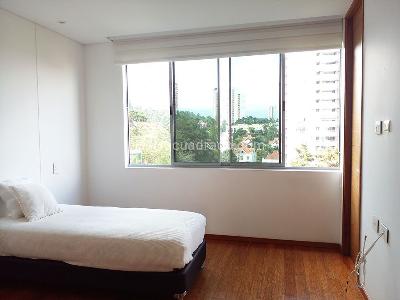 Apartamento de 3 alcobas en venta en El Poblado, Medellín, 278 m² · foto 12 de 18