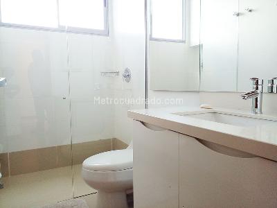 Apartamento de 3 alcobas en venta en El Poblado, Medellín, 278 m² · foto 16 de 18