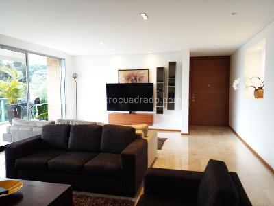 Apartamento de 3 alcobas en venta en El Poblado, Medellín, 278 m² · foto 4 de 18