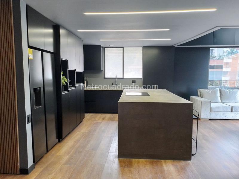 Modern 2BR Apartment in Residential Area of El Poblado - 4