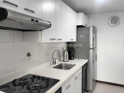Apartamento en arriendo en El Poblado, Medellín · foto 5 de 14