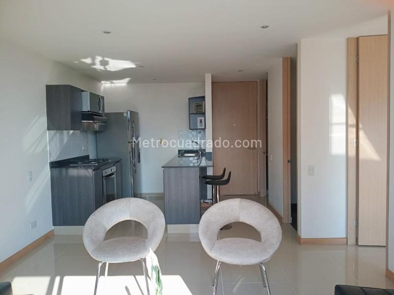 Estudio Amoblado de 1 Alcoba en El Poblado - 4