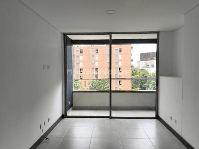 Apartamento en Arriendo, EL POBLADO, Medellín