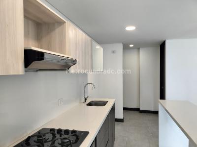 Apartamento de 2 alcobas en arriendo en El Poblado, Medellín, 72 m² · foto 8 de 14