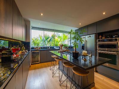 Apartamento de 2 alcobas en venta en El Poblado, Medellín, 153 m² · foto 3 de 11