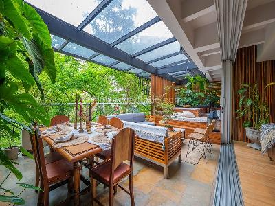 Apartamento de 2 alcobas en venta en El Poblado, Medellín, 153 m² · foto 6 de 11
