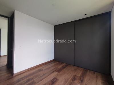 Apartamento de 3 alcobas en venta en El Poblado, Medellín, 140 m² · foto 10 de 16