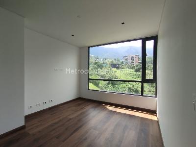 Apartamento de 3 alcobas en venta en El Poblado, Medellín, 140 m² · foto 11 de 16