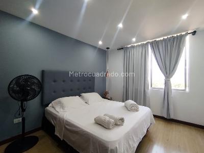 Apartamento de 2 alcobas en arriendo en El Poblado, Medellín, 97 m² · foto 10 de 12