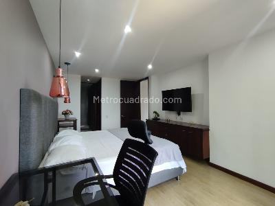 Apartamento de 2 alcobas en arriendo en El Poblado, Medellín, 97 m² · foto 9 de 12