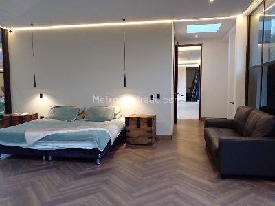 Casa de 4 alcobas en venta en Envigado, Envigado, 365 m² · foto 15 de 20