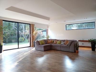 Casa de 4 alcobas en venta en Envigado, Envigado, 544 m² · foto 7 de 20