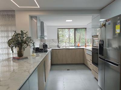 Apartamento de 3 alcobas en venta en El Poblado, Medellín, 240 m² · foto 7 de 16