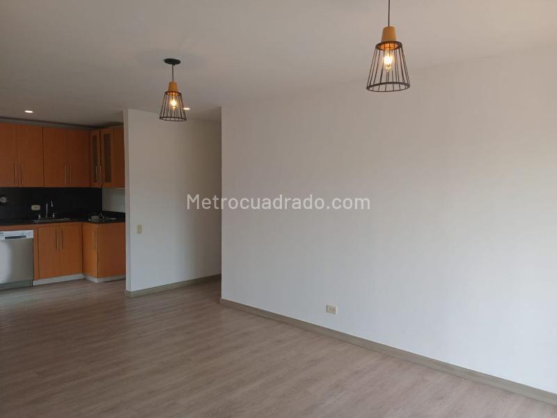 Apartamento Moderno de 2 Alcobas con Amenidades en El Poblado - 3