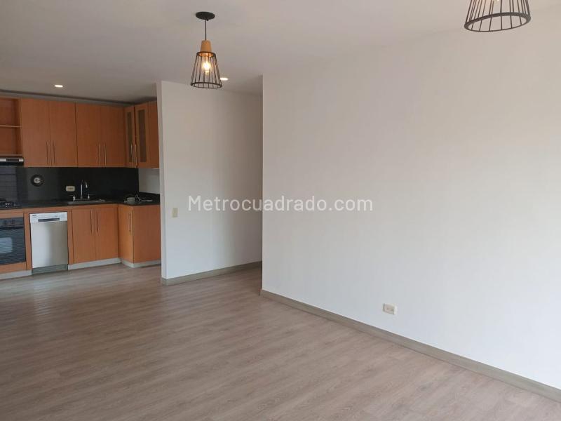 Apartamento Moderno de 2 Alcobas con Amenidades en El Poblado - 4