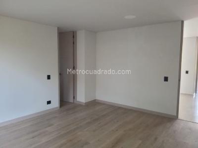 Apartamento de 3 alcobas en venta en La Florida, Medellín, 220 m² · foto 15 de 18