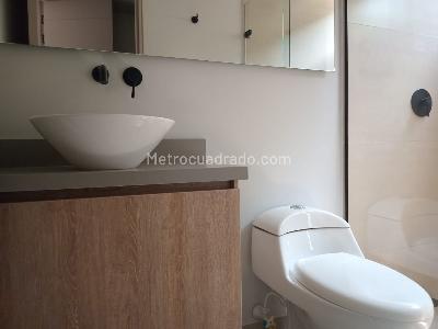 Apartamento de 3 alcobas en venta en La Florida, Medellín, 220 m² · foto 17 de 18