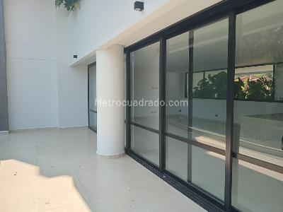 Apartamento de 3 alcobas en venta en La Florida, Medellín, 220 m² · foto 18 de 18