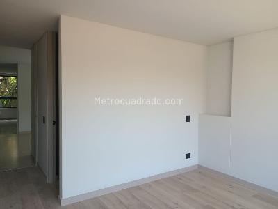 Apartamento de 3 alcobas en venta en La Florida, Medellín, 220 m² · foto 9 de 18
