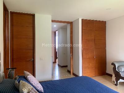Apartamento de 3 alcobas en venta en Alejandría, Medellín, 178 m² · foto 10 de 16