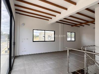 Casa de 4 alcobas en venta en Rionegro, Rionegro, 220 m² · foto 11 de 15