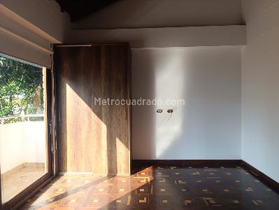 Casa de 4 alcobas en arriendo en El Poblado, Medellín, 300 m² · foto 12 de 20