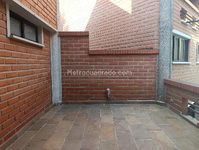Casa de 4 alcobas en arriendo en El Poblado, Medellín, 300 m² · foto 18 de 20