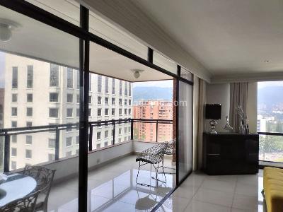 Apartamento de 4 alcobas en venta en El Poblado, Medellín, 330 m² · foto 18 de 18