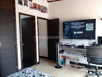 Casa de 3 alcobas en venta en Envigado, Envigado, 250 m² · foto 12 de 20