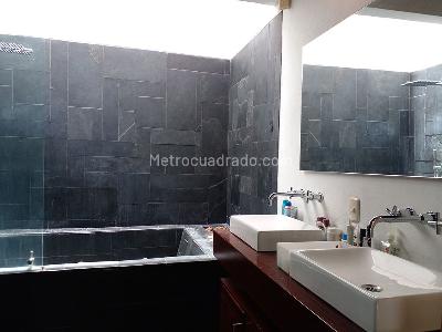 Casa de 3 alcobas en venta en Envigado, Envigado, 250 m² · foto 16 de 20