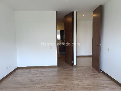 Apartamento de 2 alcobas en arriendo en Alejandría, Medellín, 90 m² · foto 9 de 13