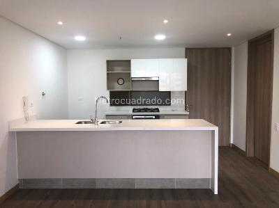 Apartamento de 1 alcoba en arriendo en Alejandría, Medellín, 67 m² · foto 2 de 8