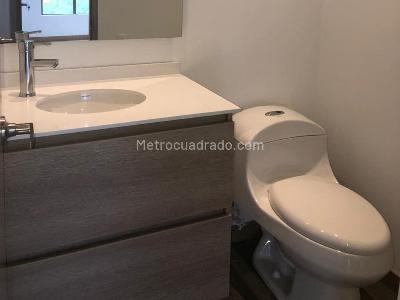 Apartamento de 1 alcoba en arriendo en Alejandría, Medellín, 67 m² · foto 6 de 8
