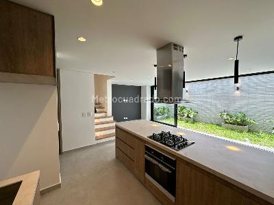 Casa de 2 alcobas en venta en Rionegro, Rionegro, 230 m² · foto 4 de 16