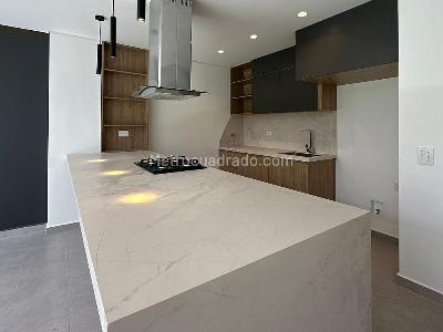 Casa de 2 alcobas en venta en Rionegro, Rionegro, 230 m² · foto 5 de 16