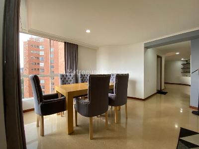 Apartamento de 3 alcobas en venta en El Poblado, Medellín, 125 m² · foto 3 de 13