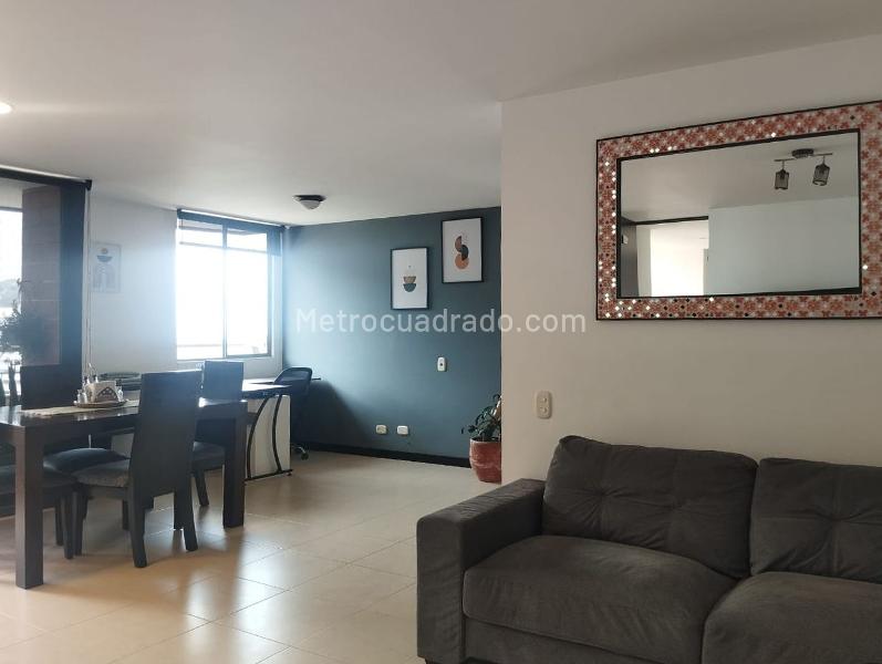Apartamento Moderno de 2 Alcobas con Piscina en El Poblado - 4