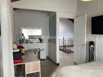 Apartamento en venta en El Poblado, Medellín · foto 14 de 20