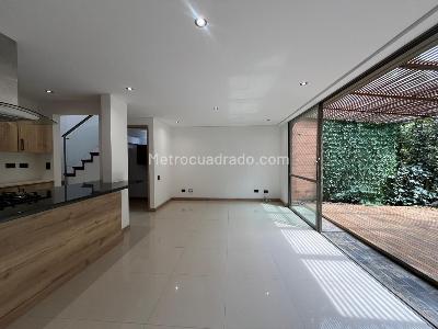 Casa de 3 alcobas en arriendo en Envigado, Envigado, 180 m² · foto 3 de 20